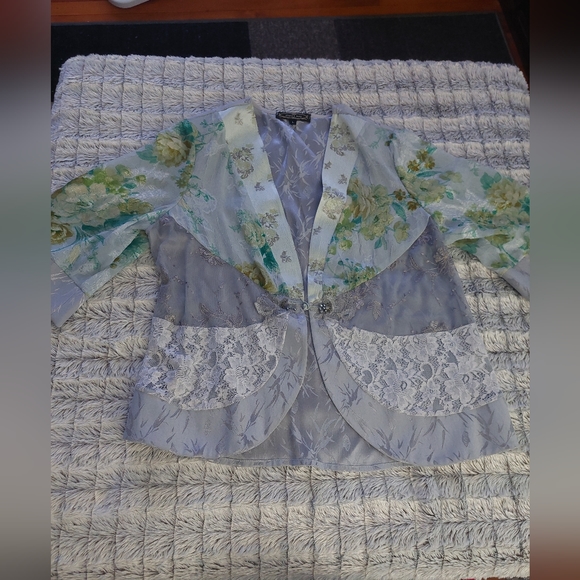 Violet Kay Large lightweight jacket - Picture 1 of 6